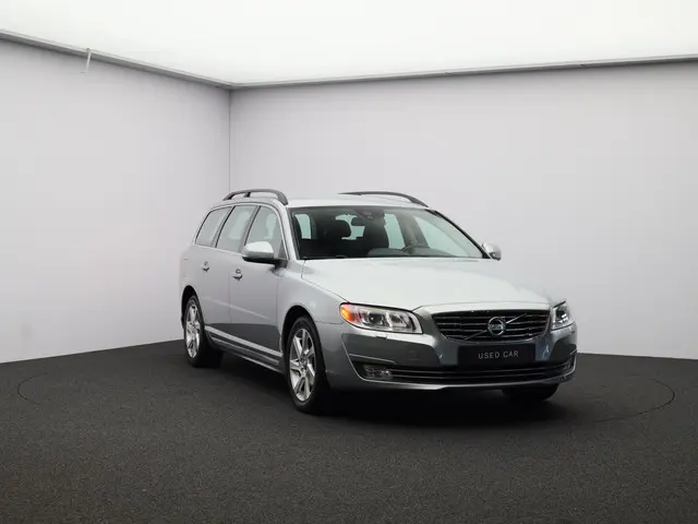 Volvo V70 T4 Nordic+ 2014 Benzine 35