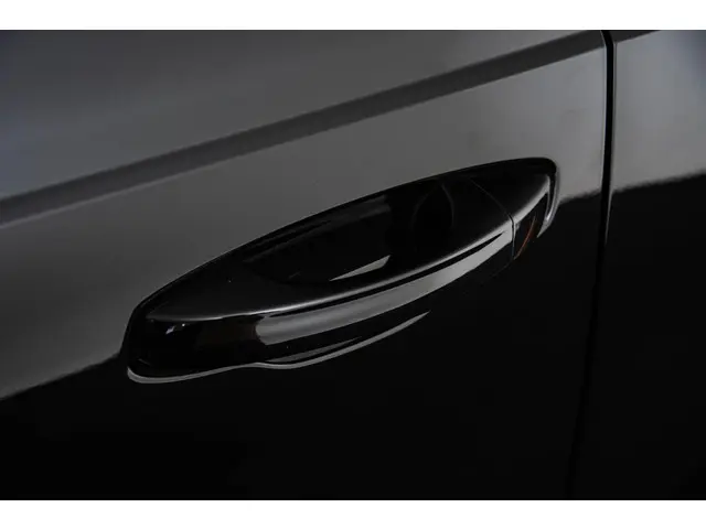 Audi Q3 45 TFSI e S edition 2022 Hybride Benzine 50