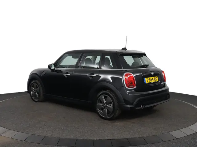 MINI Cooper Mini 1.5 Classic 2023 Benzine 9
