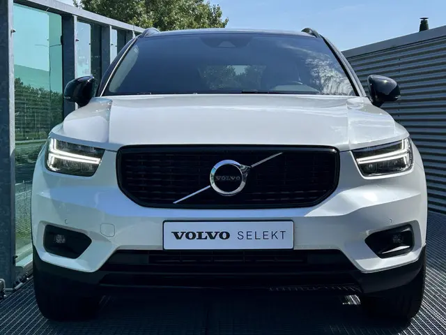 Volvo XC40 1.5 T2 R-Design 2021 Benzine 5