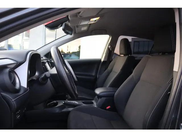 Toyota RAV4 2.5 HYBRID DYNAMIC 2017 Hybride Benzine 6