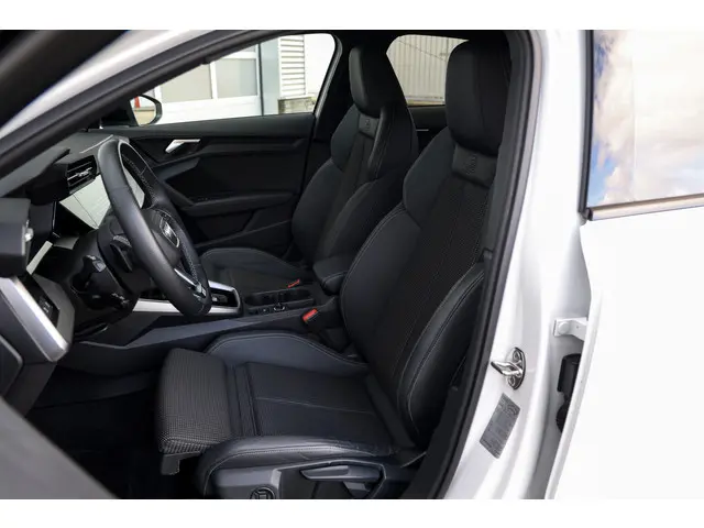 Audi A3 Limousine 35 TFSI 3x S-Line 150PK 2023 Benzine 29