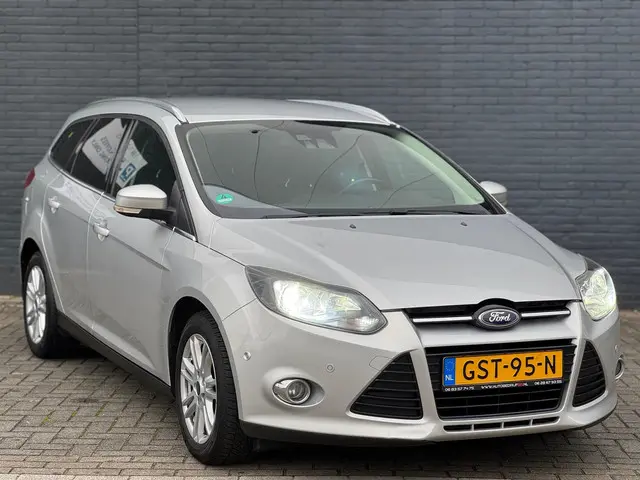 Ford Focus Wagon 1.0 EcoBoost Edition Plus 2013 Benzine 10