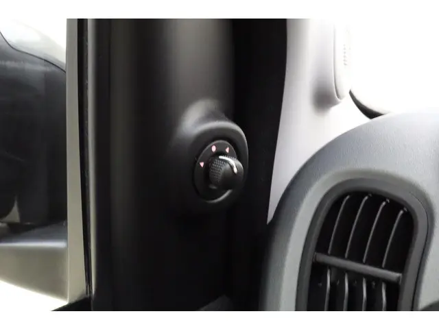 Fiat Panda 0.9 TwinAir Lounge 2019 Benzine 21