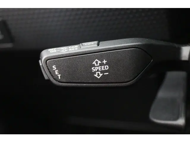 Audi A1 Sportback 25 TFSI Pro Line 2019 Benzine 28