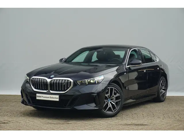BMW i5 eDrive40 2025 Elektrisch 29
