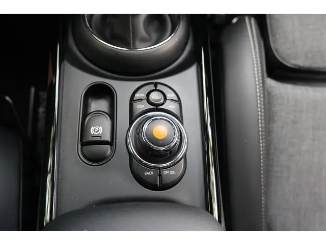 MINI Clubman Mini 1.5 Cooper Chili 2020 Benzine 29