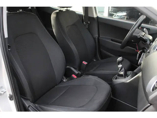 Hyundai i10 1.0i Comfort//Airco//Cruise!! 2018 Benzine 20