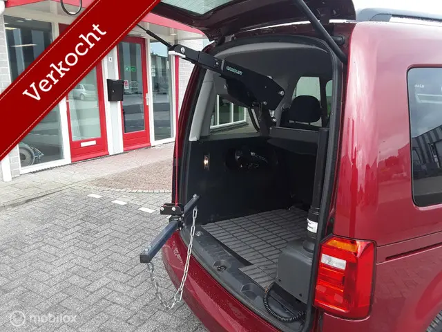 Volkswagen Caddy 1.4 TSI Trendline 5p 2016 Benzine 8