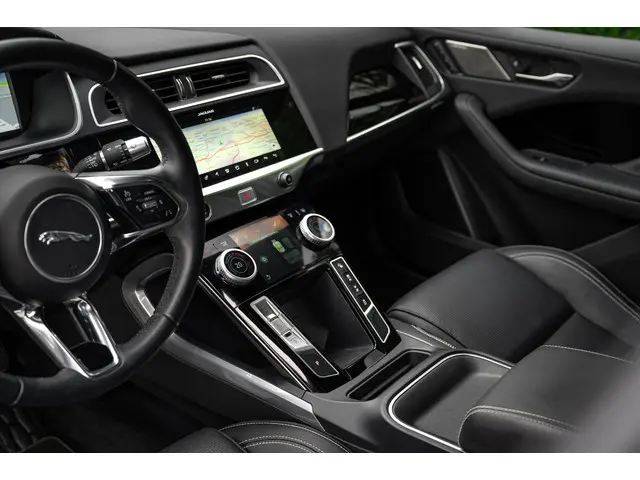 Jaguar I-PACE EV400 SE 90 kWh 2019 Elektrisch 21