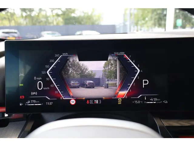 BMW 5 Serie Sedan 550e xDrive 2024 Hybride Benzine 14