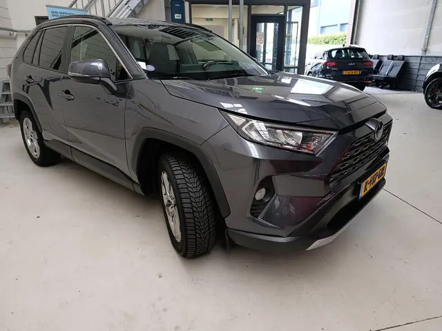 Toyota RAV4 2.0 VVT-iE Dynamic 2021 Benzine 21