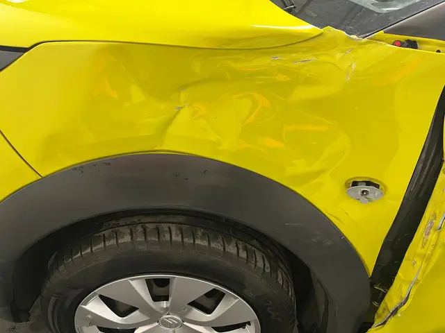 Citroën C4 Cactus 1.2 VTi Live SCHADEAUTO!! 2014 Benzine 8