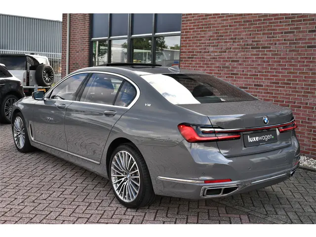 BMW 7 Serie M760Li xDrive 2019 Benzine 84
