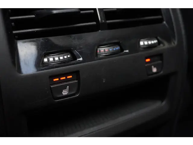 BMW X5 xDrive45e 2023 Hybride Benzine 18