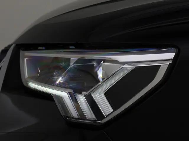 Audi Q3 35 TFSI Business Edition 2021 Benzine 13