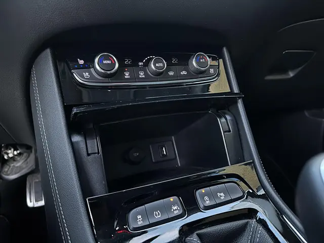 Opel Grandland X 1.6 Turbo Ultimate 2019 Benzine 21