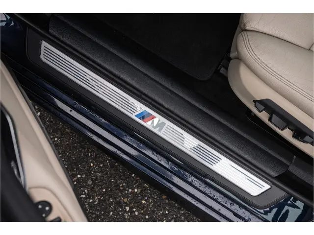 BMW 5 Serie 528i High Executive | 2013 Benzine 17