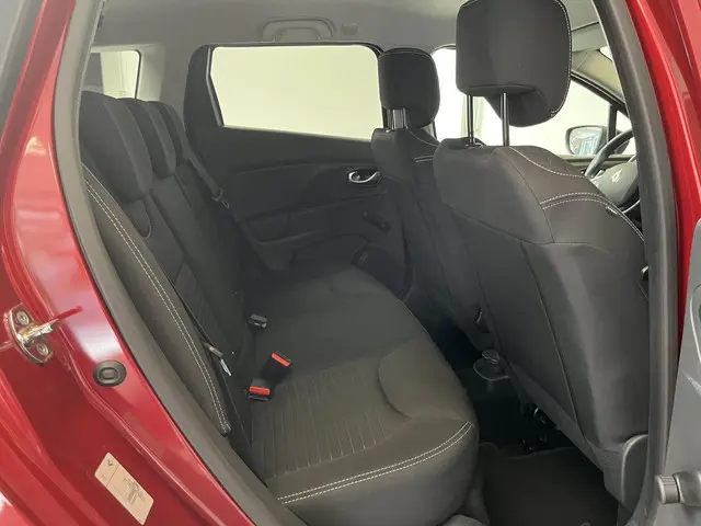 Renault Clio Estate 0.9 TCe Limited 2017 Benzine 14