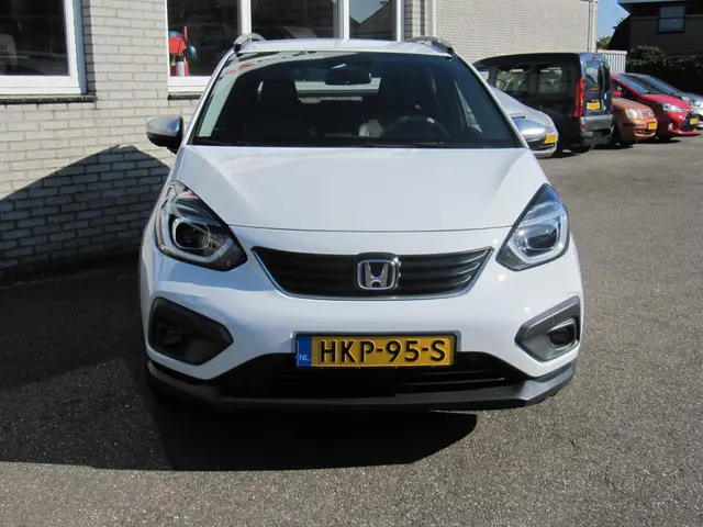 Honda Jazz 1.5 e:HEV Crosstar 2023 Hybride Benzine 8