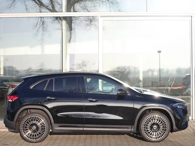 Mercedes-Benz EQA 250 AMG Line 67 kWh 2021 Elektrisch 5