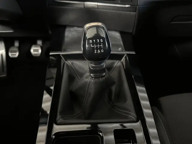 Opel Astra 1.2 GS Line 2022 Benzine 18