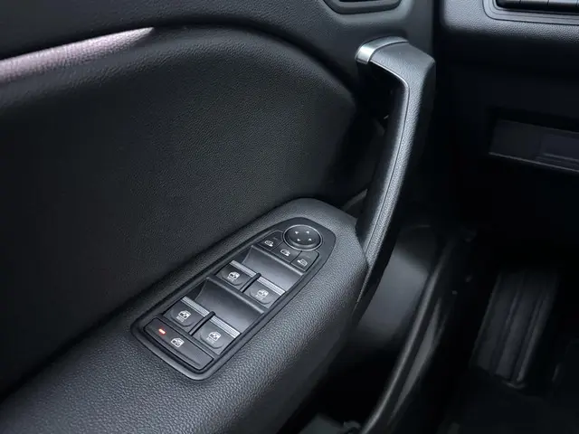 Renault Captur 1.3 TCE 140 INTENS 2021 Benzine 20