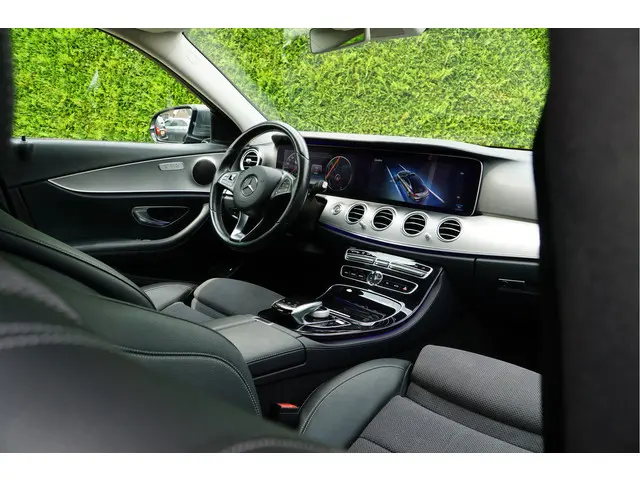 Mercedes-Benz E-Klasse E 250 Ambition 2016 Benzine 3