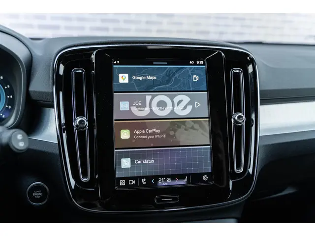 Volvo XC40 2.0 B4 Plus Dark 2025 Benzine 36