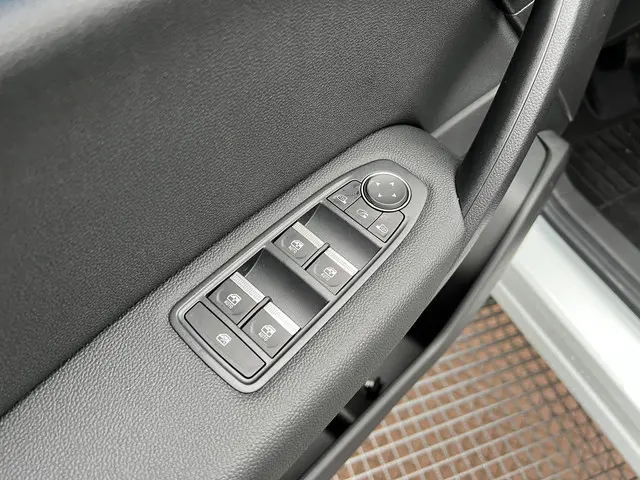 Mitsubishi Grandis 1.8 HEV Instyle 2025 Hybride Benzine 21