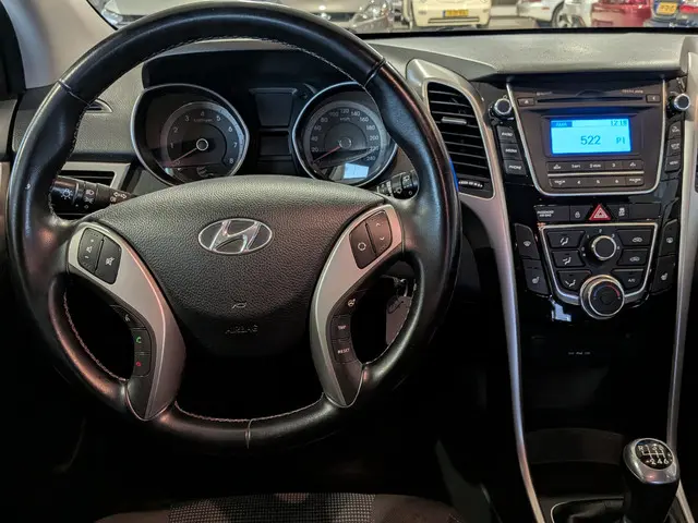 Hyundai i30 Wagon 1.4 2014 Benzine 9