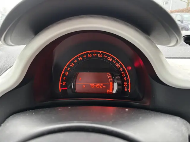 Renault Twingo 1.0 SCe Collection 2017 Benzine 4