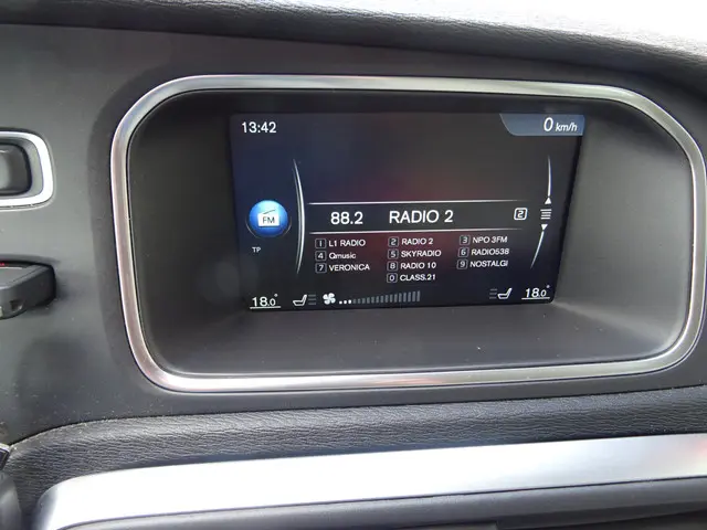 Volvo V40 1.5 T3 Ocean Race AUTOMAAT 2016 Benzine 35