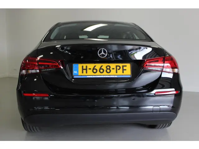 Mercedes-Benz A-Klasse 180 2020 Benzine 6