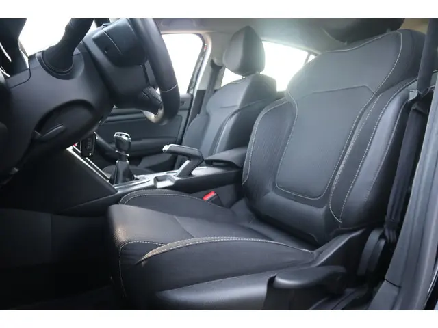 Renault Mégane 1.5 dCi Eco2 Zen 2017 Diesel 4