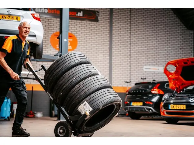 MINI Cooper 1.5 ONE FIRST SALT 2019 Benzine 10