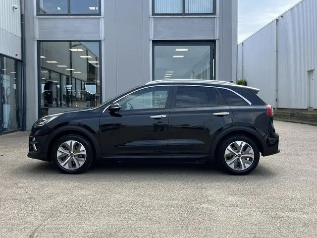 Kia e-Niro ExecutiveLine 64 kWh 2019 Elektrisch 12