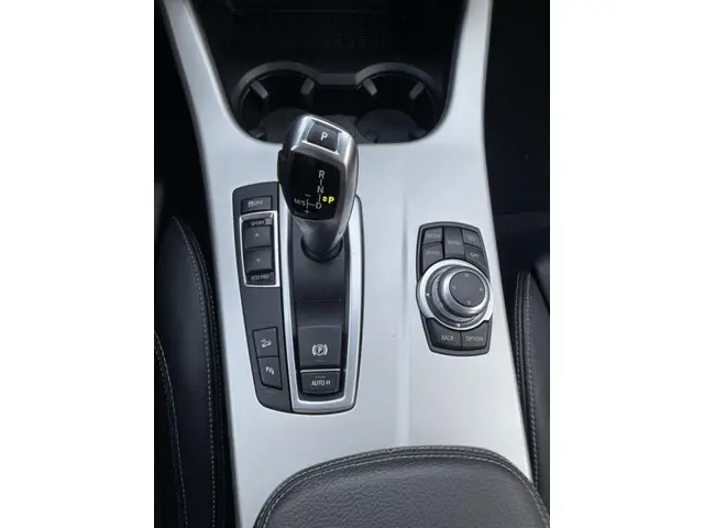 BMW X3 XDrive28i Executive 2015 Benzine 18