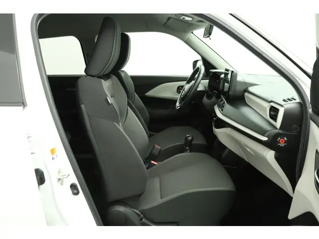 Suzuki Swift 1.2 Select Smart Hybrid 2025 Benzine 22