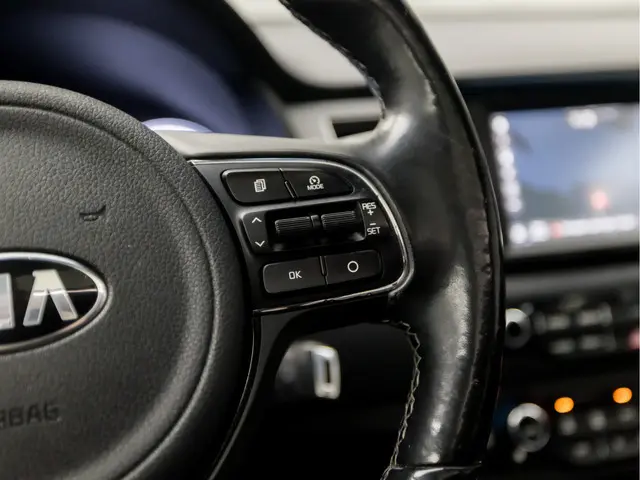 Kia Niro 1.6 GDi Hybrid Sport 2018 Hybride Benzine 23