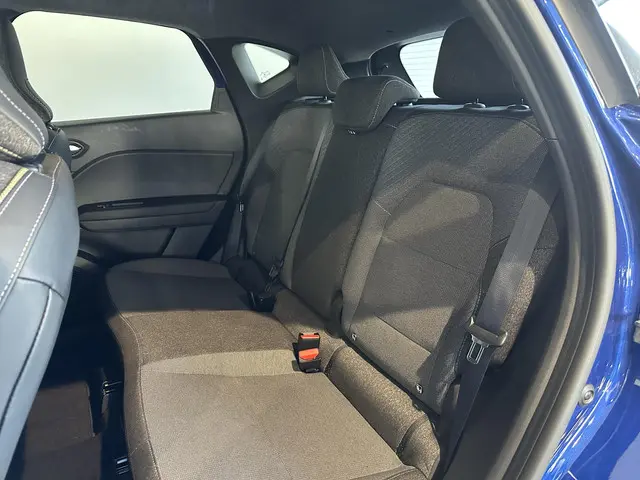 Renault Captur 1.0 TCe 90 techno 2024 Benzine 8