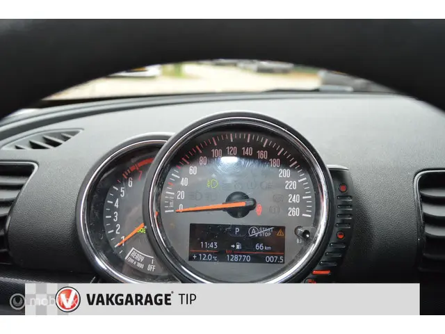 MINI Clubman 1.5 One Business 2017 Benzine 10