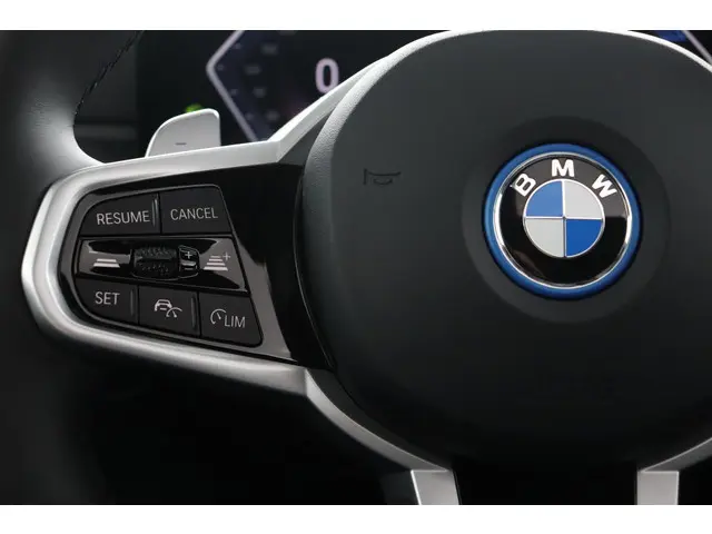 BMW 3 Serie Touring 330e 2025 Hybride Benzine 15