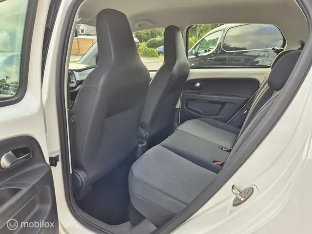 Volkswagen up! 1.0 move up! BlueMotion 2014 Benzine 7
