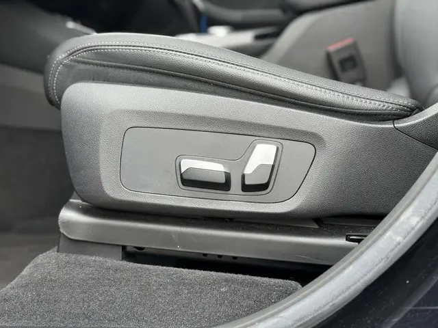 BMW iX3 AUT. Executive 80 kWh 2021 Elektrisch 34