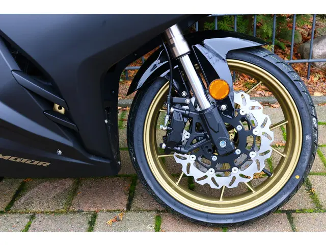 Yamaha YZF R125 TRMOTOR 125 GP-ONE [A1 A2] 2025 Benzine 13