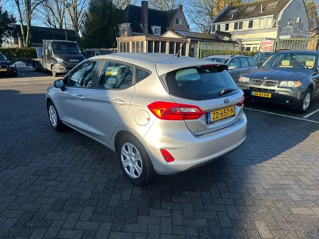 Ford Fiesta 1.1 Trend , navigatie , airco 2019 Benzine 4
