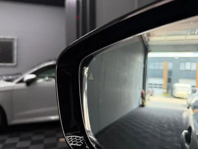 BMW 3 Serie Touring 330e xDrive 2024 Hybride Benzine 5