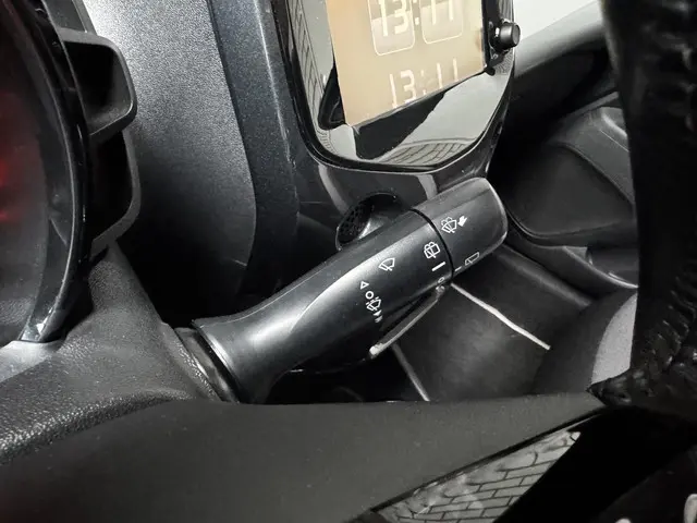 Toyota Aygo 1.0 VVT-i x-clusiv Cabrio 2017 Benzine 28