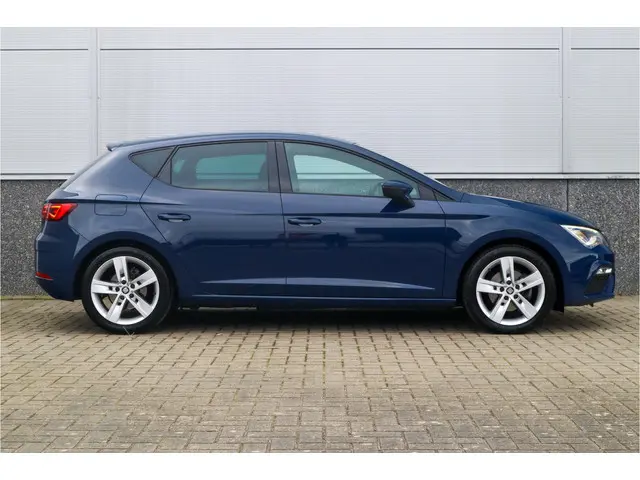 SEAT Leon 1.5 TSI FR Business Intense 2019 Benzine 3